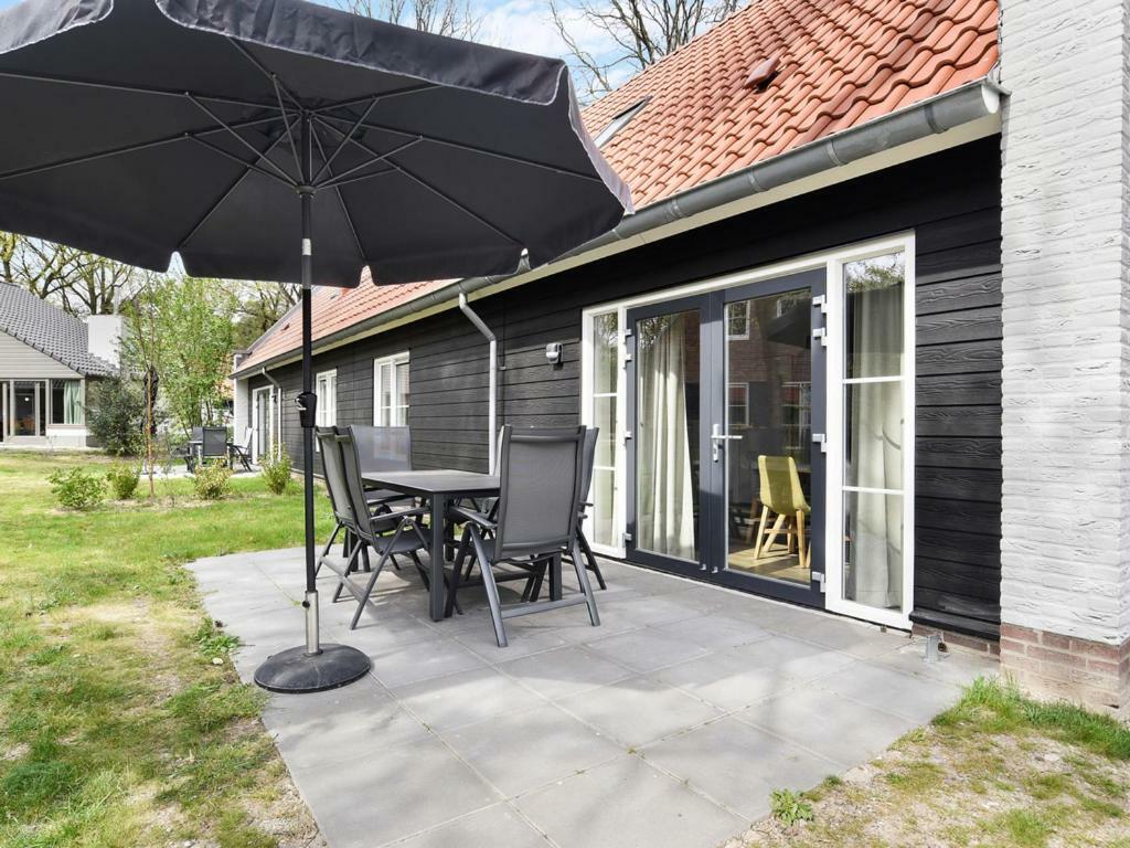 Landal De Vers Hotel Overloon Exterior photo